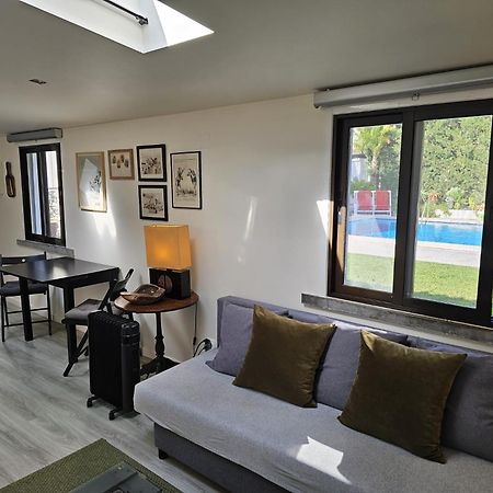 Charming Cozy Studio With Garden & Pool Cascais Luaran gambar